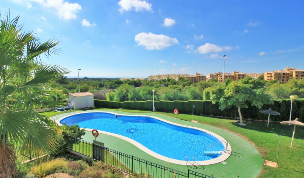 2 Bedroom 2 Bathroom Apartment in Villamartin