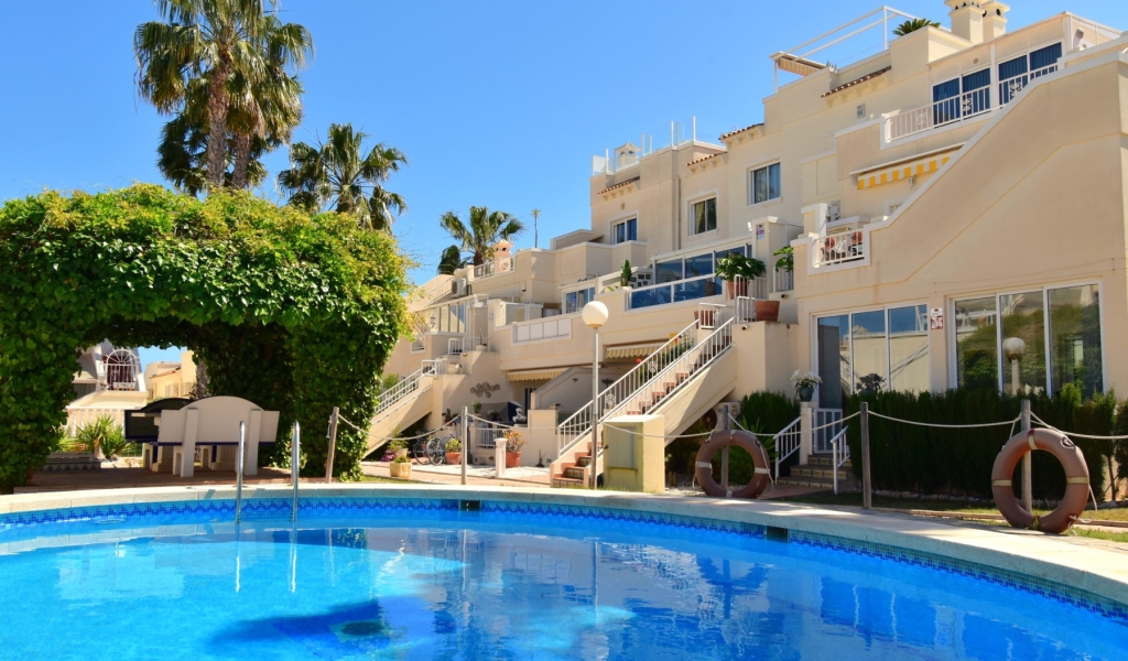 2 Bedroom 2 Bathroom Apartment in Orihuela Costa