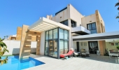 THK32-3789-3458, 3 Bedroom 3 Bathroom Villa in Cabo Roig
