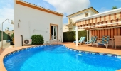 4-13977/3739, 3 Bedroom 2 Bathroom Villa in Villamartin