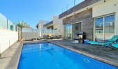 4-12175/4062, 3 Bedroom 2 Bathroom Villa in Villamartin