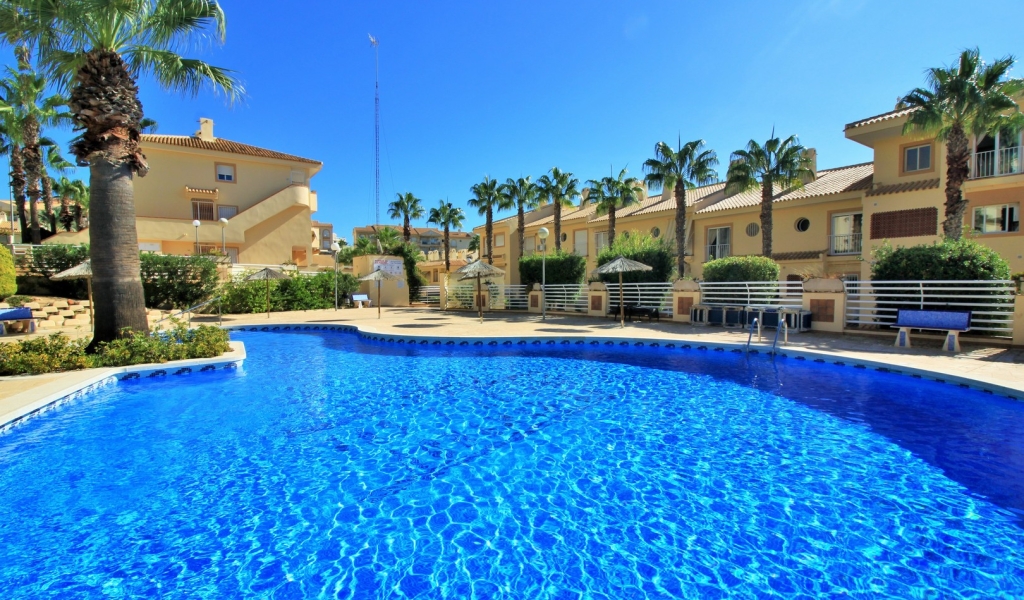 3 Bedroom 2 Bathroom Apartment in Cabo Roig