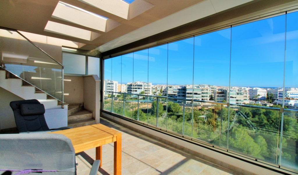 2 Bedroom 2 Bathroom Apartment in Villamartin