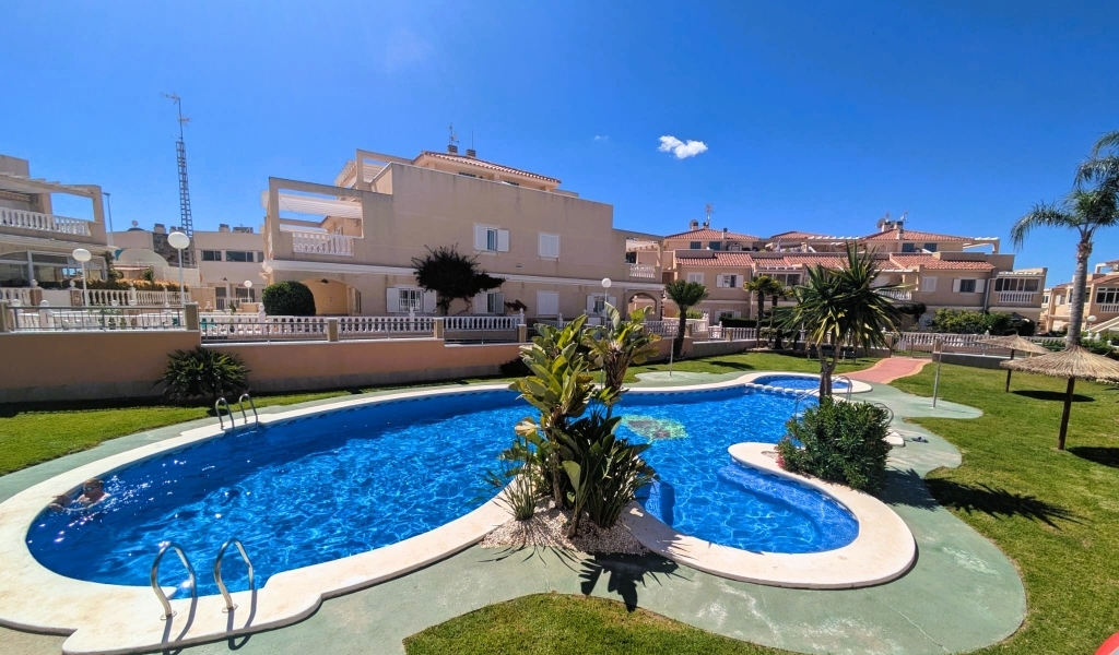 3 Bedroom South Facing, Duplex Penthouse Apartment With An Under Ground Parking Space & Large Storage Room In Zeniamar, Playa Flamenca