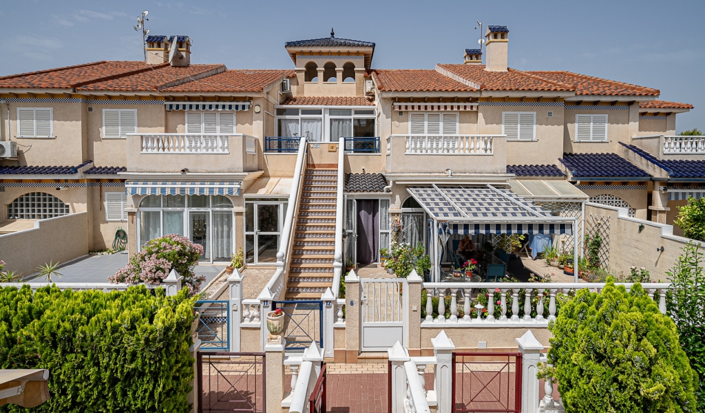 2 Bedroom 1 Bathroom Apartment in Playa Flamenca