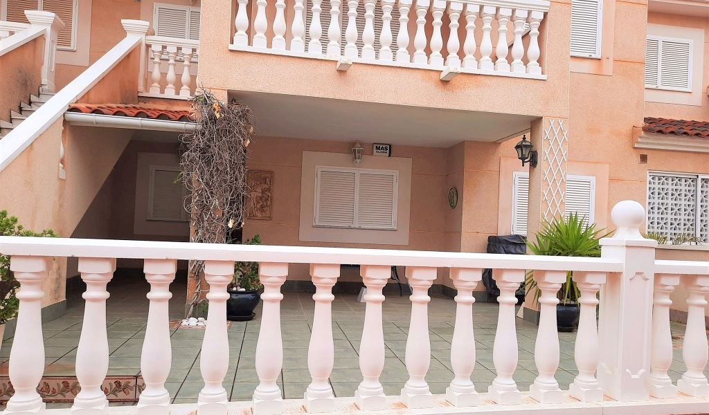 LOVELY GROUND FLOOR APARTMENT IN ZENIAMAR IV COMPLEX, PLAYA FLAMENCA